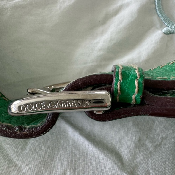 Dolce and gabana green leather. Silver tone hardware - Picture 7 of 15